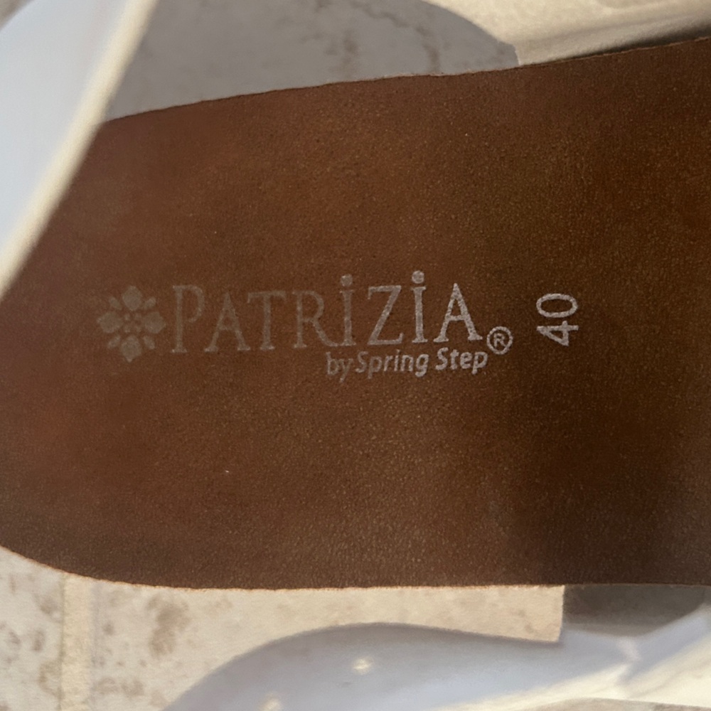 Patrizia by Spring Step Kalissa Espadrille Platform Sandal, White, Size 9 - Picture 6 of 6
